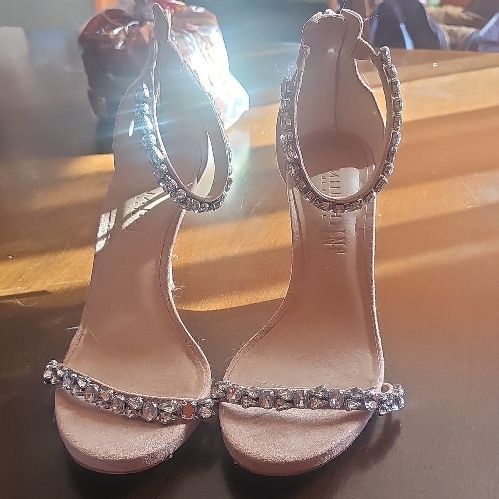 Elegant Beige Heeled Sandals with Rhinestones
